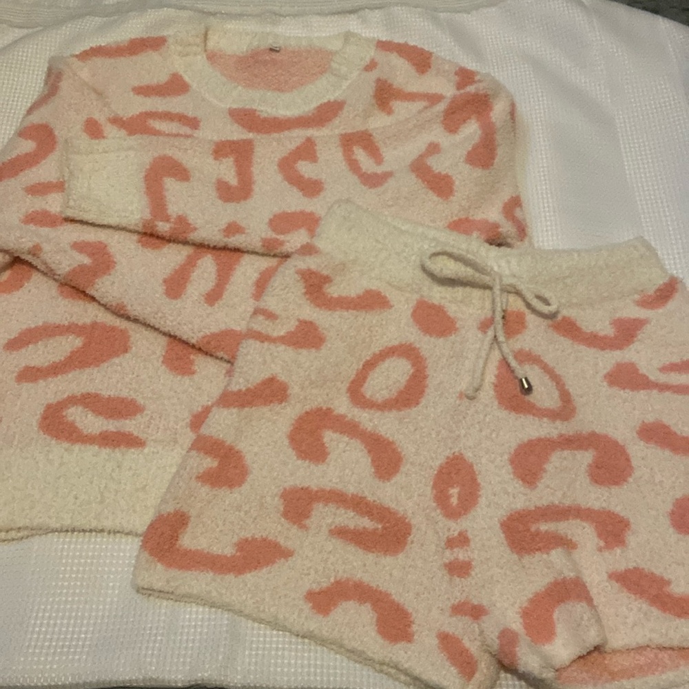 Two piece/loungewear NWOT